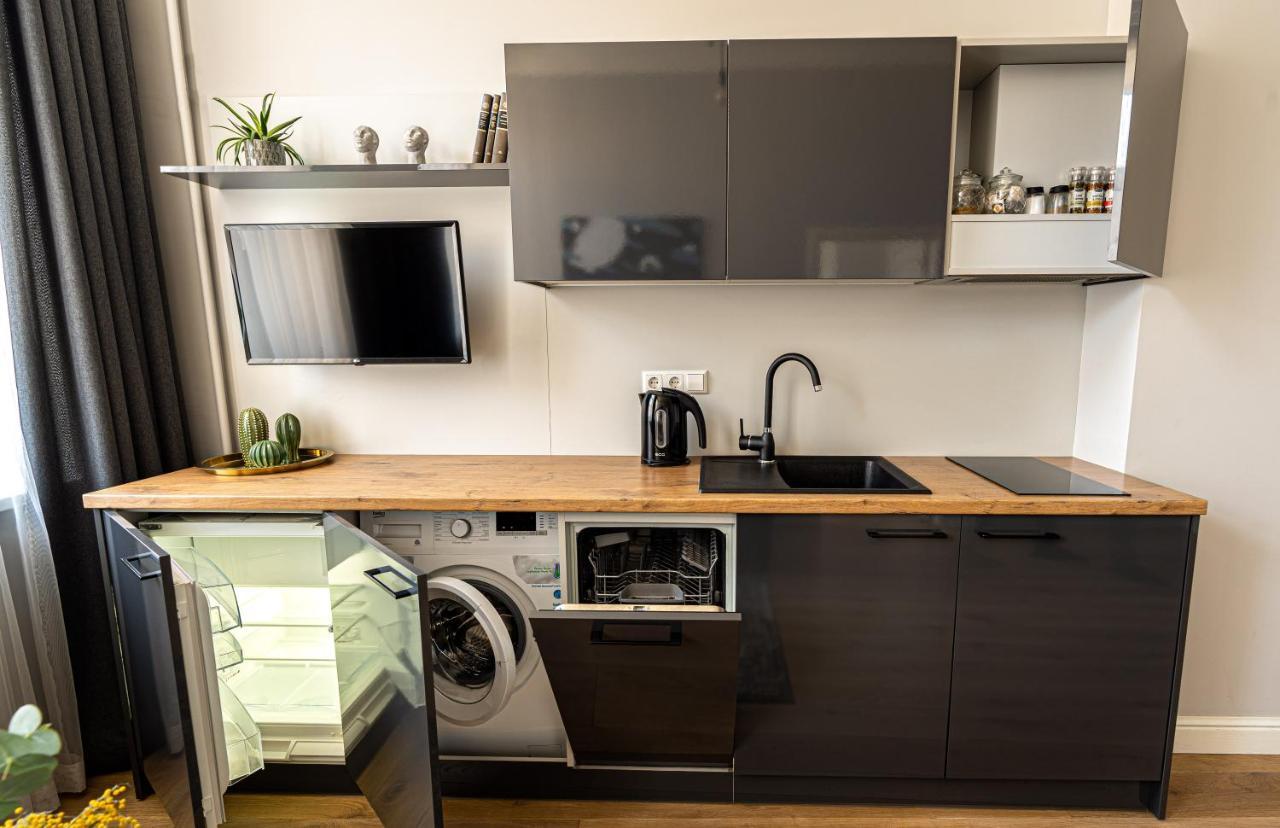 Beautiful Apartment In The Heart Of Kaunas Exterior photo